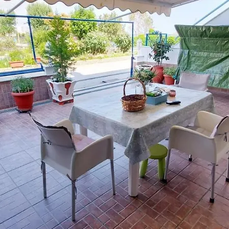 By The Sea Apartment Kavala